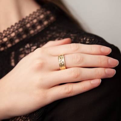 375/1000 Yellow Gold Crinkled Satin Ring - Maison Ballet by Scarlett