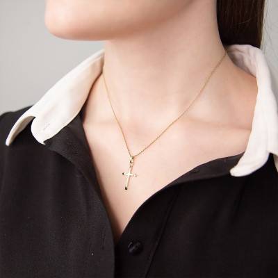 750 Yellow Gold Flat-Edge Cross Pendant - Vandona
