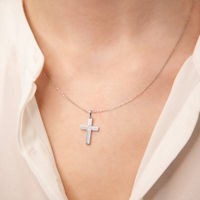 Pendentif croix Or Blanc 375 et diamants 0.03 carat - Juweel