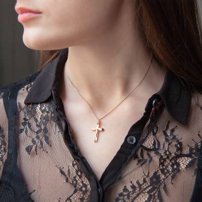 Brilliant Christ Cross Pendant in 9K Yellow Gold - Vandona