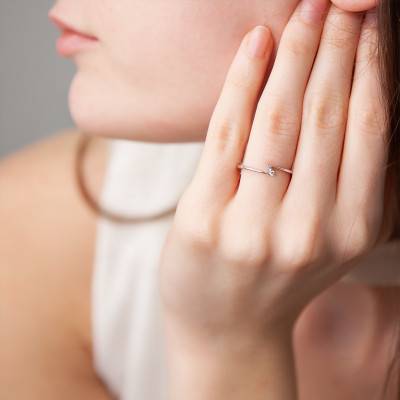 Bague en Or Blanc 375 ou 750 triangle 2 diamants - Juweel
