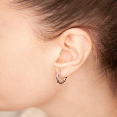 Boucles d'oreilles Huggies Rondes, Or Blanc 750, Diamètre 18 mm - Buelling