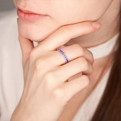 375/1000 White Gold & Amethyst Linea Ring - Aurora