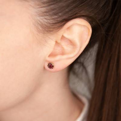Adelie Yellow Gold & Garnet Stud Earrings - Aurora