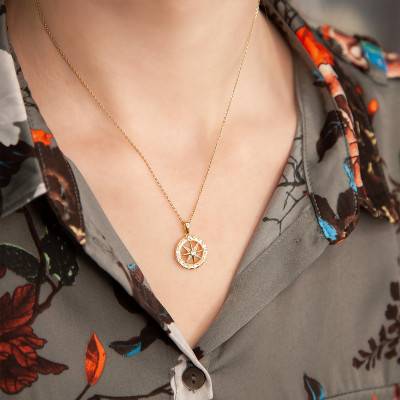 Yellow Gold & Diamond Compass Rose Pendant - Emanessence