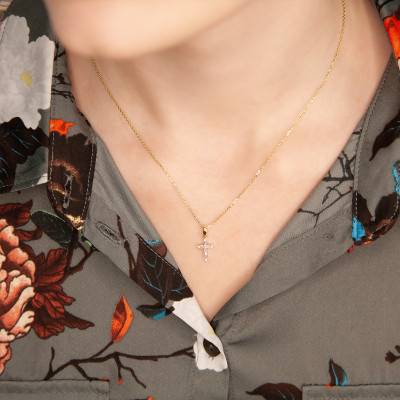Pendentif Croix en Or Jaune & Diamants 0,10 ct - Emanessence
