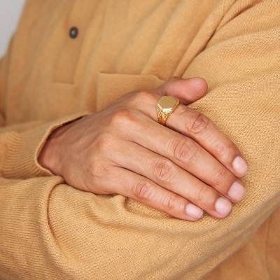 750/1000 Yellow Gold Hexagonal Signet Ring with Wheat Ear Motif - Imperium