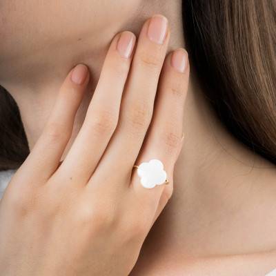 Bague Or Jaune 750 Trèfle Agate Blanche - Morganne Bello