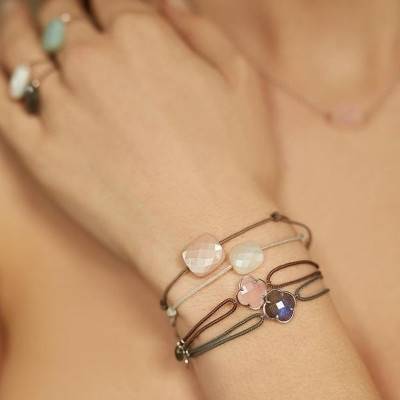 Bracelet Cordon Gris Souris Coussin Pierre de Lune Blanche - Morganne Bello