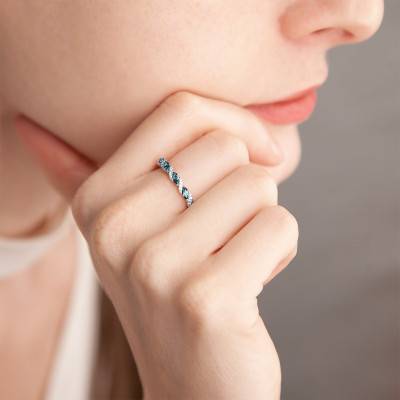 375 White Gold Diamond and London Blue Topaz Ring 0.27 ct - Aurora