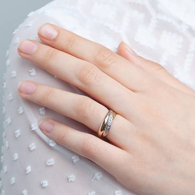 3-Color 750/1000 Gold Standard Half-Round 3-Ring Wedding Ring, Width 3 mm - Ponce