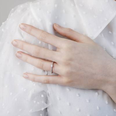 750/1000 White Gold Diamond Solitaire Ring GSI2 0.10 ct - Alliantine