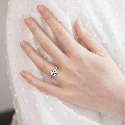 Bague Solitaire Carpette, Diamant 0,25 ct & Or Blanc 375 - Alliantine