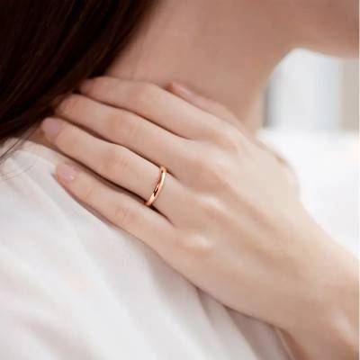 Rose Gold 750 Half-Round Standard Wedding Ring, 3 mm Width - Amore