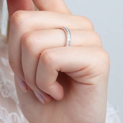 Alliance Ruban Confort Helena en Or Blanc 750 & Demi-Rail de Diamants 0,60 ct, Largeur 3,10 mm - Alliantine