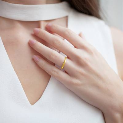 750/1000 Yellow Gold Half-Dome Standard Wedding Ring, 2 mm Width - Amore