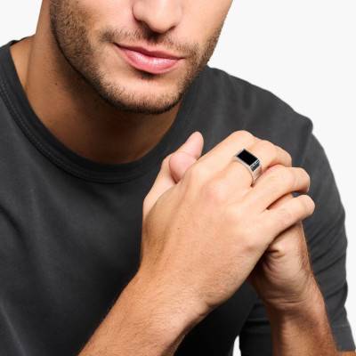 Bague rectangle Onyx - TR2387-027-11 - Thomas Sabo