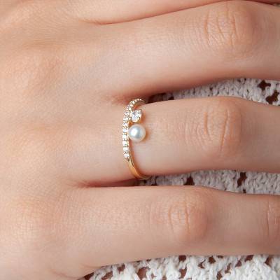 Bague Perle de Culture, Or Jaune 750 Et Oxydes De Zirconium - Emanessence