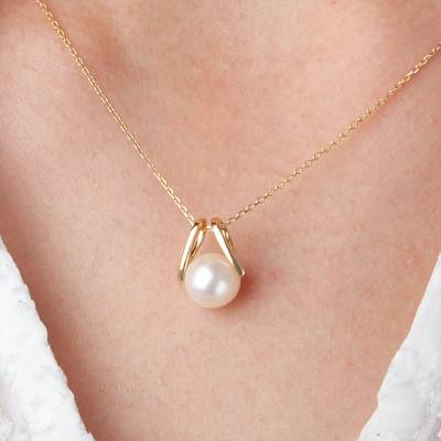 750 Yellow Gold & Freshwater Cultured Pearl Necklace, Length 42 cm to 45 cm - Emanessence