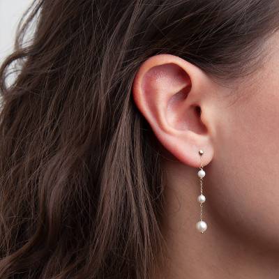 750/1000 Yellow Gold & Cultured Pearl Drop Earrings - Emanessence