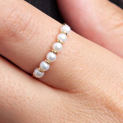 375/1000 Yellow Gold & Cultured Pearl Ring - Emanessence