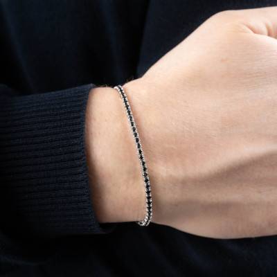 Bracelet Tennis Spinelles et 10.20 gr d'Or blanc 375, Extensible, Diamètre 56 mm - Divine