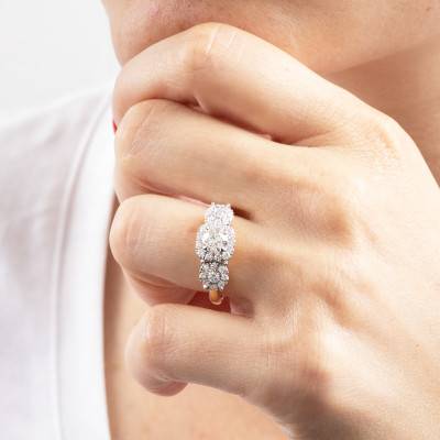 Bague Triples Diamants & Diamant Central 0,50 ct HSI2 en Or Bicolore 750 - Divine