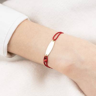 Bracelet Coccinelle Cordon Rouge & Plaque Ovale, Or Jaune 375, Longueur 10,50 cm ajustable - Bambins