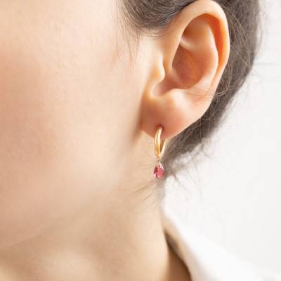 375/1000 Yellow Gold & Pink Pear Crystal Hoop Earrings, 11.70 mm Diameter - Ocarat