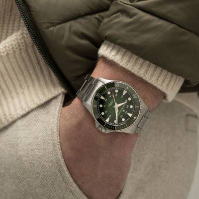 Khaki Navy Scuba Auto Watch H82525160 - Hamilton