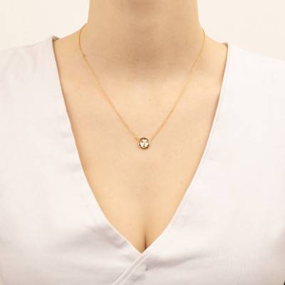 Collier Triple Coeurs Nacre Plaqué Or & Oxyde de Zirconium, Longueur 42 cm - Emanessence