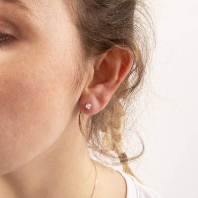 Puces d'oreilles Diamants Coussin 0,50 ct en Or Blanc 750 - Divine
