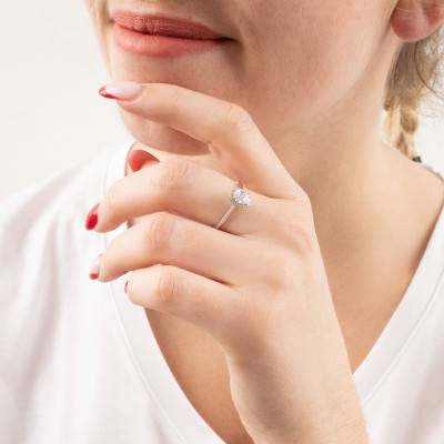 Bague Diamant Poire 0,50 ct et Halo en Or Blanc 750 - Divine