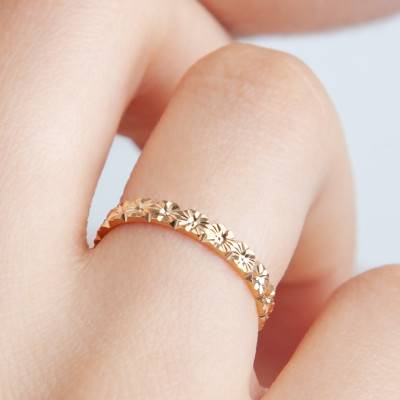 750 Yellow Gold Floral Standard Wedding Ring, Width 2.50 mm - Amore
