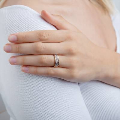 Two-Tone 750 Yellow and White Gold Textured Ribbon Standard Wedding Ring, Width 5 mm - Amore