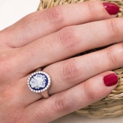 Oval Floral Cameo 925 Silver Ring With Stone Halo & Blue Agate - Emanessence