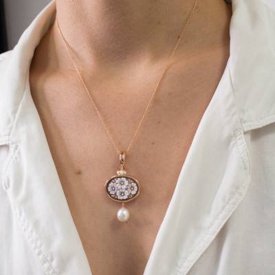 Anastasia Rosé Floral Cameo Pendant & White Pearls - Emanessence