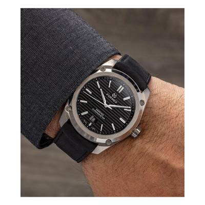Watch Essence 43mm Black 0330.1.6321 - Formex