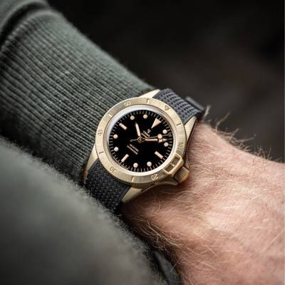 Superman Bronze CMM.10 Watch Black 11.13.36.Z - Yema