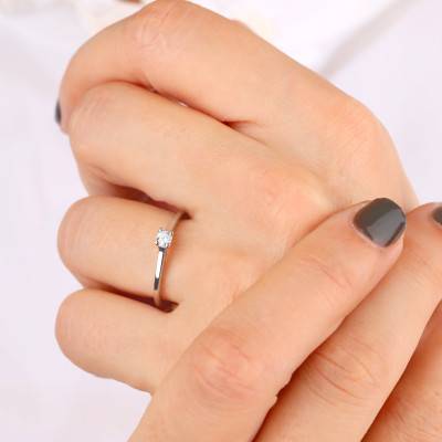 Solitaire 4 Griffes en Or Blanc 375 & Diamant 0,08 ct HP1 - Alliantine