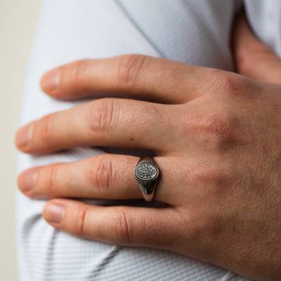 Steel and 925 Silver Oval Zodiac Signet Ring - Thomas V