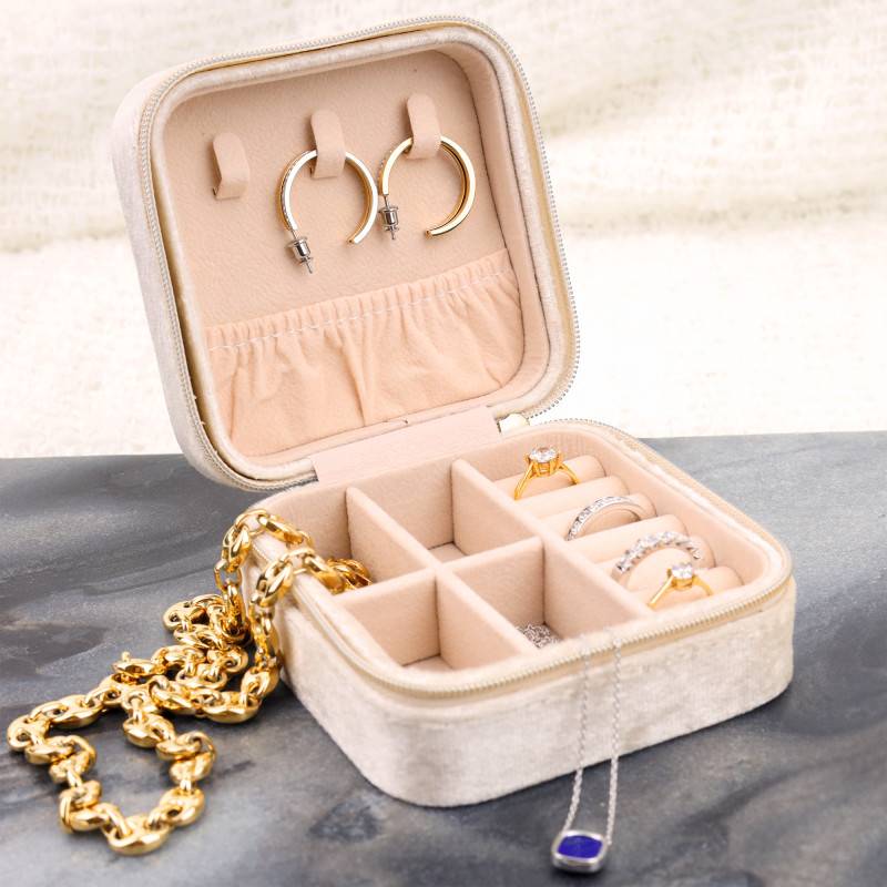 White Jewelry Box, 10 x 10 x 3 cm - Les Essentiels