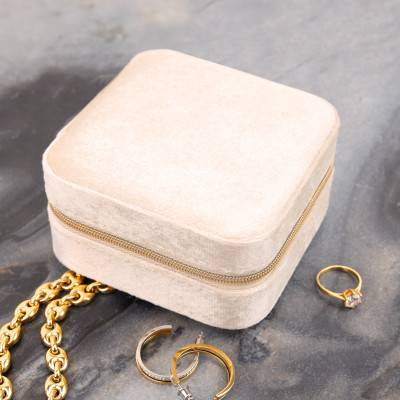 Boîte à bijoux blanche, 10x10cm - Les Essentiels