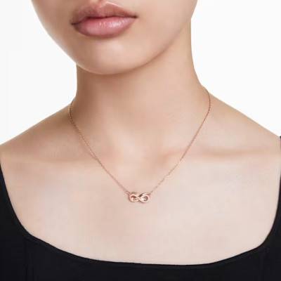 Collier Hyperbola Infinity, Métal Doré Rose & Cristaux Blancs, Longueur 38 cm à 45 cm - 5684084 - Swarovski