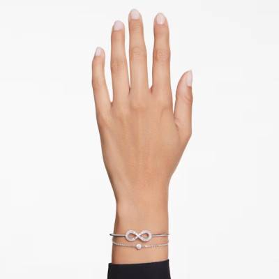 Bracelet Jonc Hyperbola Infinity Métal Rhodié & Cristaux Blancs, Longueur 16,50 cm - 5684049 - Swarovski