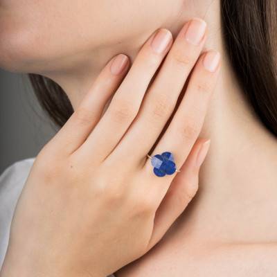 750/1000 White Gold & Lapis Lazuli Clover Ring - Morganne Bello