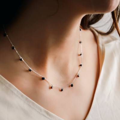 925 Silver & Round Black Stone Necklace, Length 40 cm to 45 cm - Ocarat