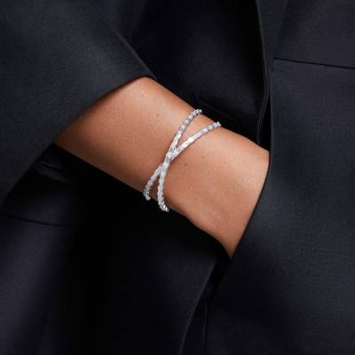 Bracelet Jonc Hyperbola Ouvert Infini Métal Rhodié & Cristaux Blancs - 5677625 - Swarovski