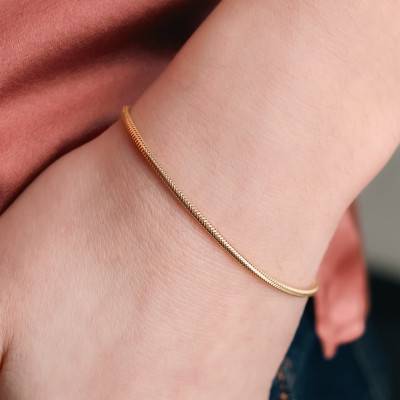 750 Yellow Gold Serpentine Chain Bracelet, Length 17 cm, Width 1.40 mm to 1.90 mm - Manillon