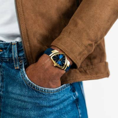 Ventura Quartz H24301941 Watch - Hamilton